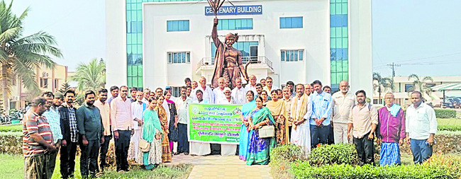 గుంటూరు లాంఫాం క్షేత్ర సందర్శన 2