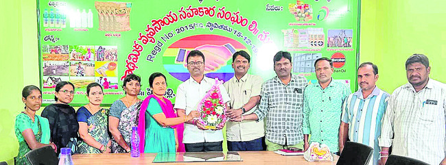 అర్జీలను సత్వరమే పరిష్కరించాలి 1