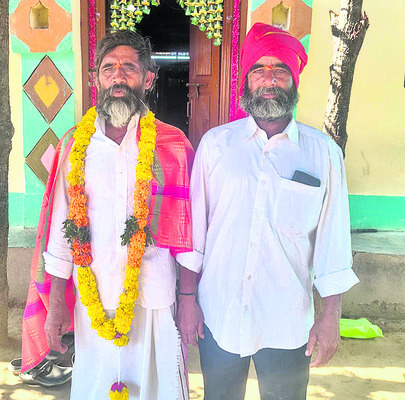 అన్నదమ్ములను కలిపిన పంచాయతీ ఎన్నికలు1