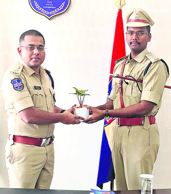 ఎగువమా‘నీటి’ విడుదల
4