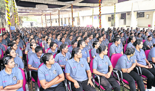 శాంతిభద్రతల పరిరక్షణలో పోలీసుల పాత్ర కీలకం 2