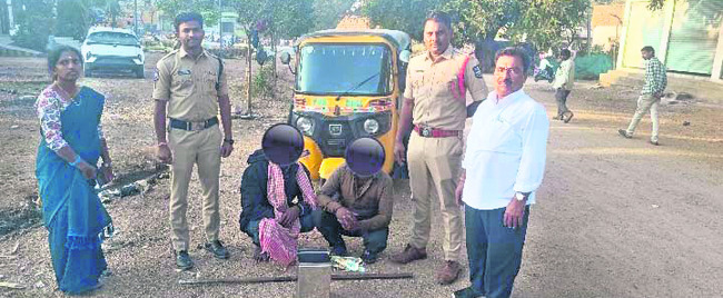 తాళం వేసిన ఇంట్లో చోరీ 1