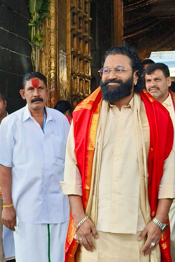 Rishab Shetty visited the Tirumala Sri Vari Temple Photos20