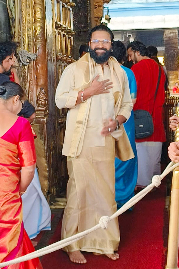 Rishab Shetty visited the Tirumala Sri Vari Temple Photos12