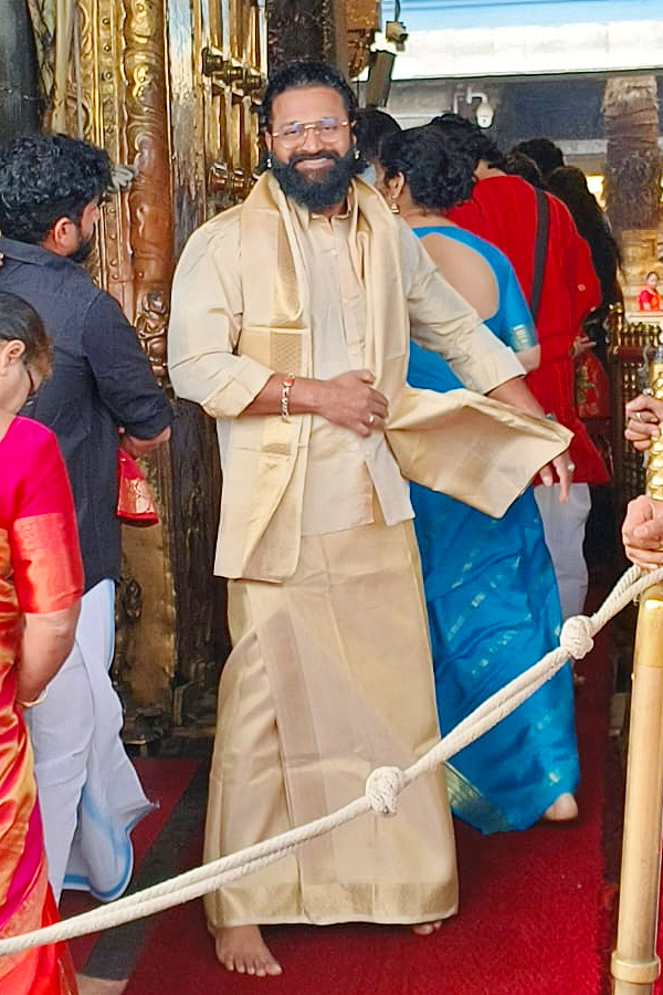 Rishab Shetty visited the Tirumala Sri Vari Temple Photos14