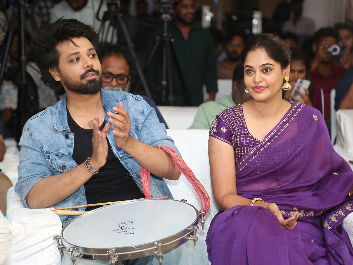 Shivaji : Dhandoraa Movie Pre Release Event Photos16