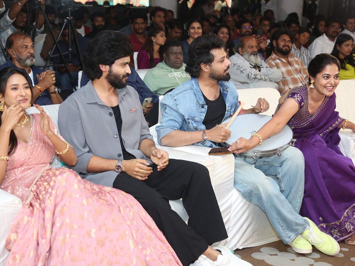 Shivaji : Dhandoraa Movie Pre Release Event Photos19