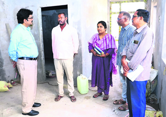 గృహ ప్రవేశాలు త్వరగా చేపట్టాలి1