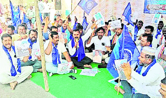 బొగ్గు చోరీ బాధ్యులపై   క్రిమినల్‌ కేసు వేయాలి  2