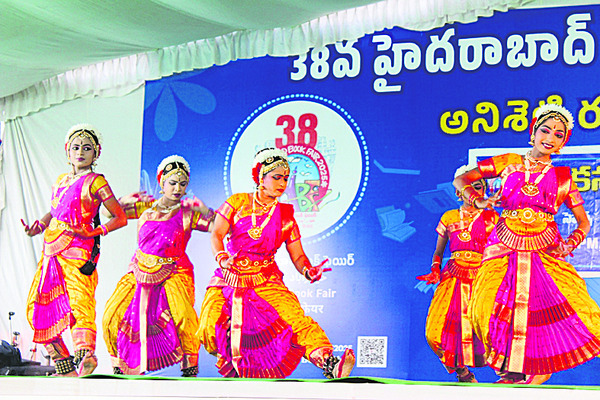 సందడే.. సందడి3