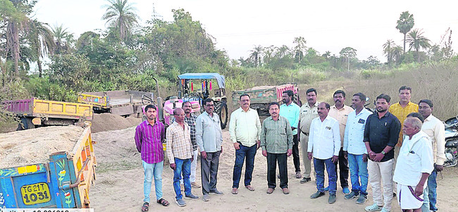 అనారోగ్య సమస్యలతో  ఇంటర్‌ విద్యార్థి ఆత్మహత్య
1