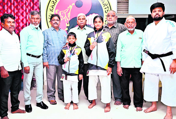 ఎల్‌ఆర్‌ఎస్‌, బీపీఎస్‌లను వినియోగించుకోండి1