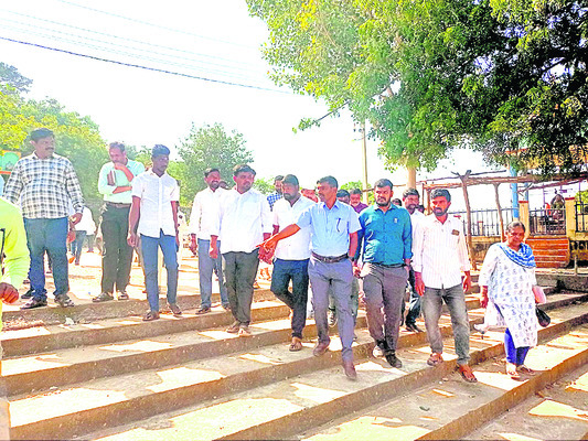 పదేళ్లు ఏం చేశారు..
1