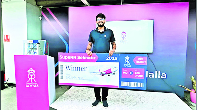 బైక్‌ను ఢీకొన్న ఇసుక లారీ..
1