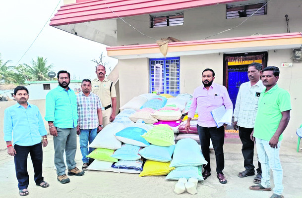 పీడీఎస్‌ బియ్యం పట్టివేత  
1