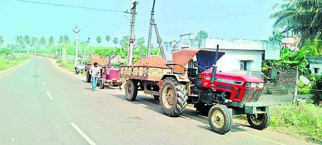 ● పేదోడి కడుపు మండింది.. మట్టి పన్నుపై గట్టి ప్రతిఘటన1