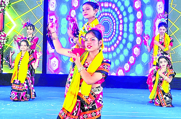 విద్యతోనే సమాజ వికాసం 5