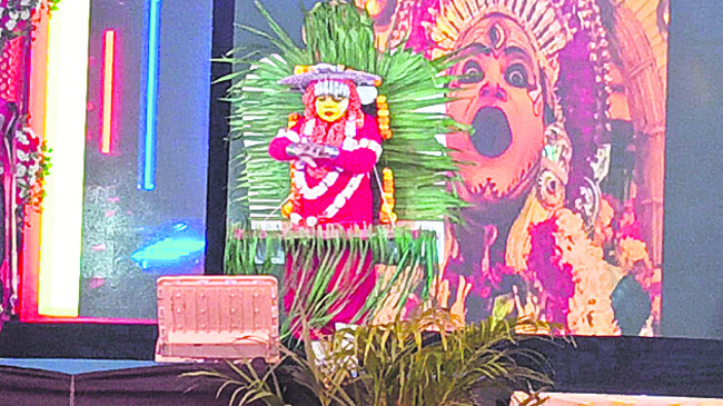 విద్యతోనే సమాజ వికాసం 3