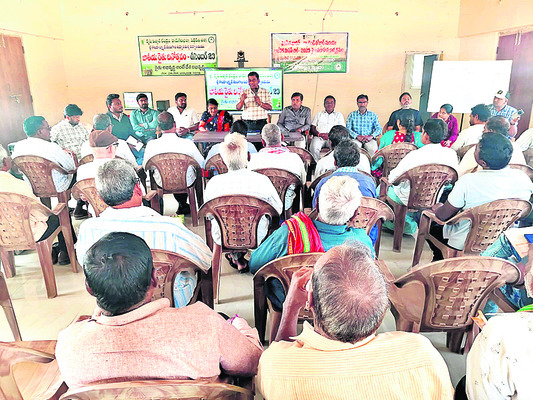 డ్రగ్స్‌ను నియంత్రించాలి 
3