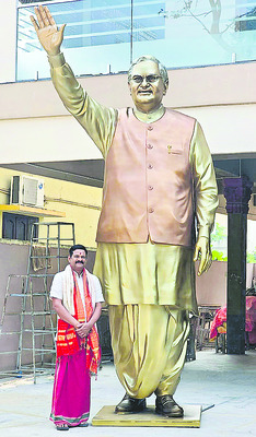 పోలీసు యంత్రాంగం కృషి అభినందనీయం 1