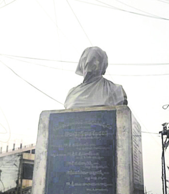 కోడ్‌ ముగిసినా.. ముసుగు తీయరా!1