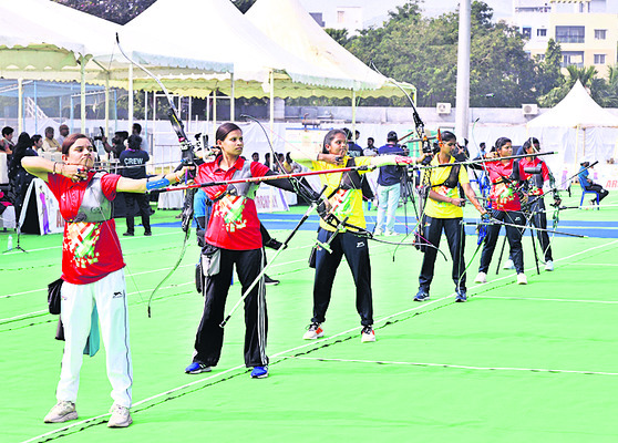 అట్టహాసంగా పీసా మహోత్సవ్‌ 5