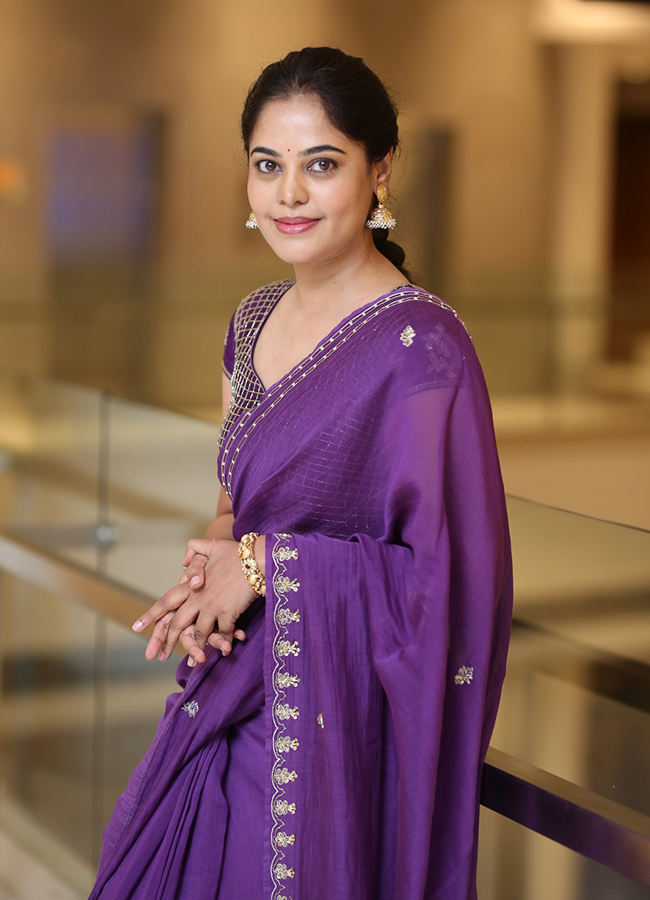 Dhandoraa Movie : Tollywood Actress Bindhu Madhavi HD Photos4