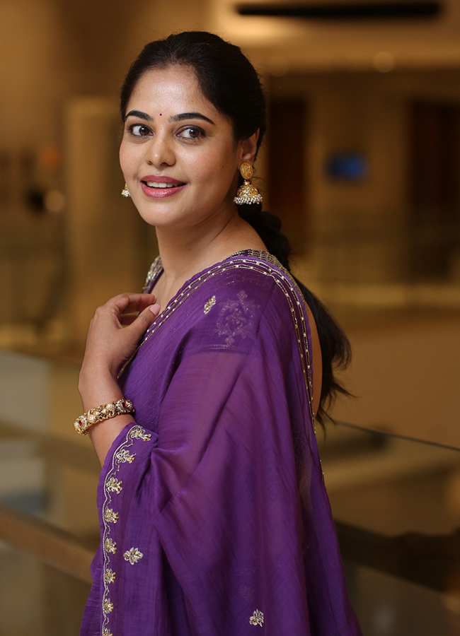 Dhandoraa Movie : Tollywood Actress Bindhu Madhavi HD Photos7