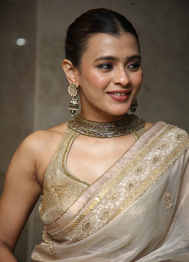 Eesha Movie : Tollywood Actress Hebah Patel HD Photos4