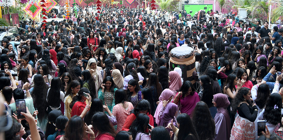 The students of Villa Marie College gave a stunning performance3