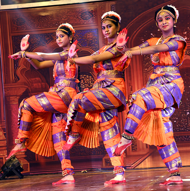The students of Villa Marie College gave a stunning performance8