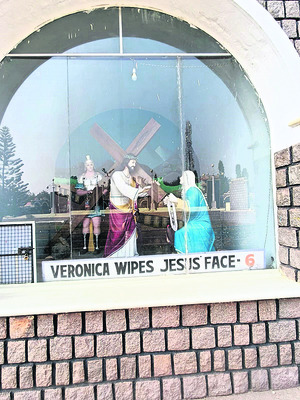 క్రిస్మస్‌కు చర్చిలు ముస్తాబు 3