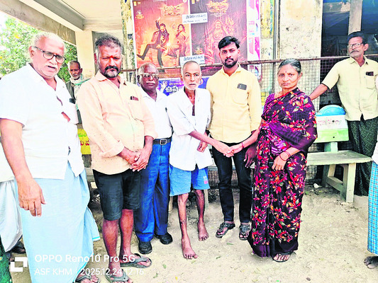 15ఏళ్ల తర్వాత కుటుంబం చెంతకు..
1