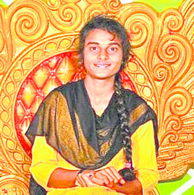 ఆర్డీవో కార్యాలయం ఎదుట వ్యక్తి హఠాన్మరణం 1