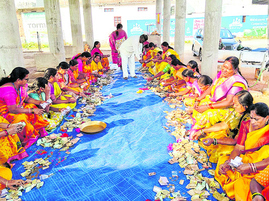 ఎల్లమ్మ హుండీ ఆదాయం రూ. 3.37 లక్షలు 1