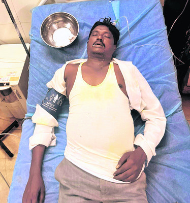 కరేడులో భారీ చోరీ
2