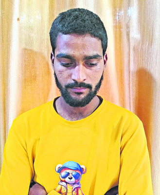 ద్విచక్ర వాహనాల  దొంగ అరెస్ట్‌ 2