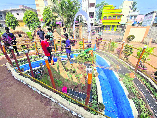 ● ముస్తాబైన చర్చిలు1