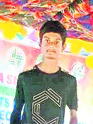 పేద విద్యార్థినులకు సైకిళ్లు పంపిణీ 3