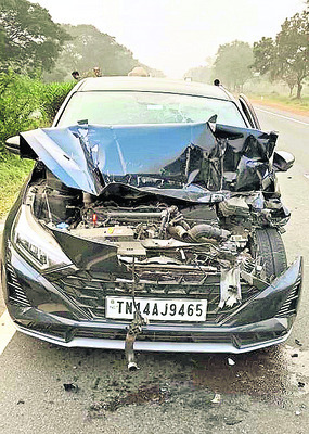 ఆన్‌లైన్‌ ట్రేడింగ్‌ పేరుతో రూ.33.25 లక్షల నష్టం 1