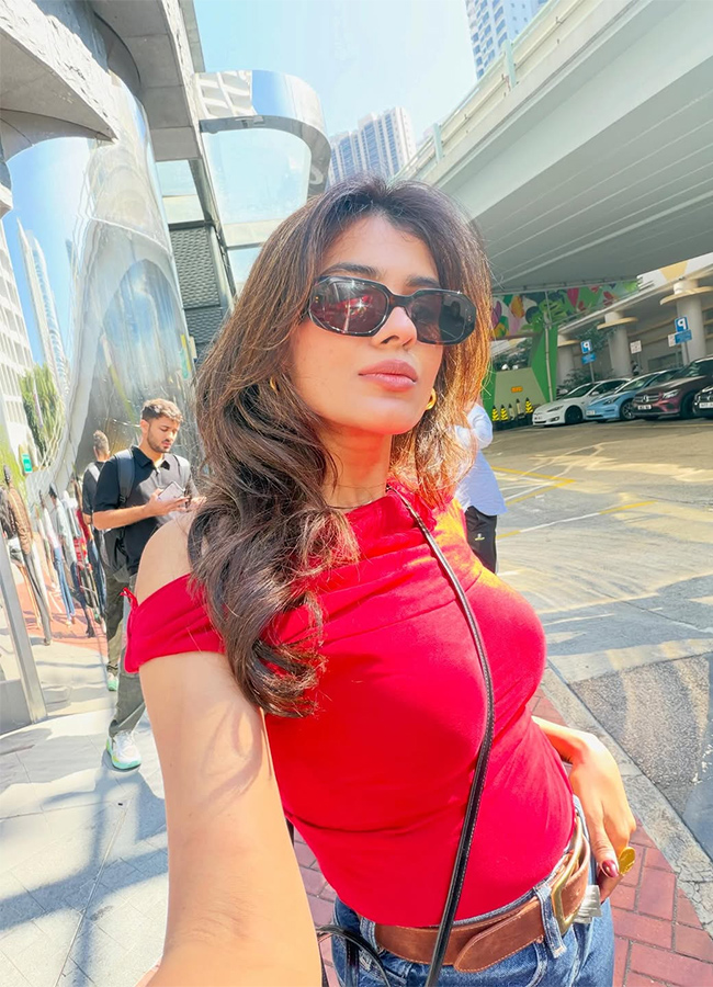 Celebrity Christmas 2025 Celebration Viral Photos12