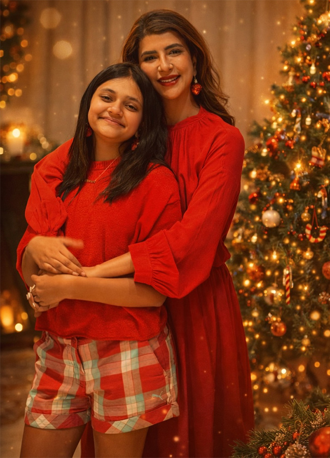 Celebrity Christmas 2025 Celebration Viral Photos2