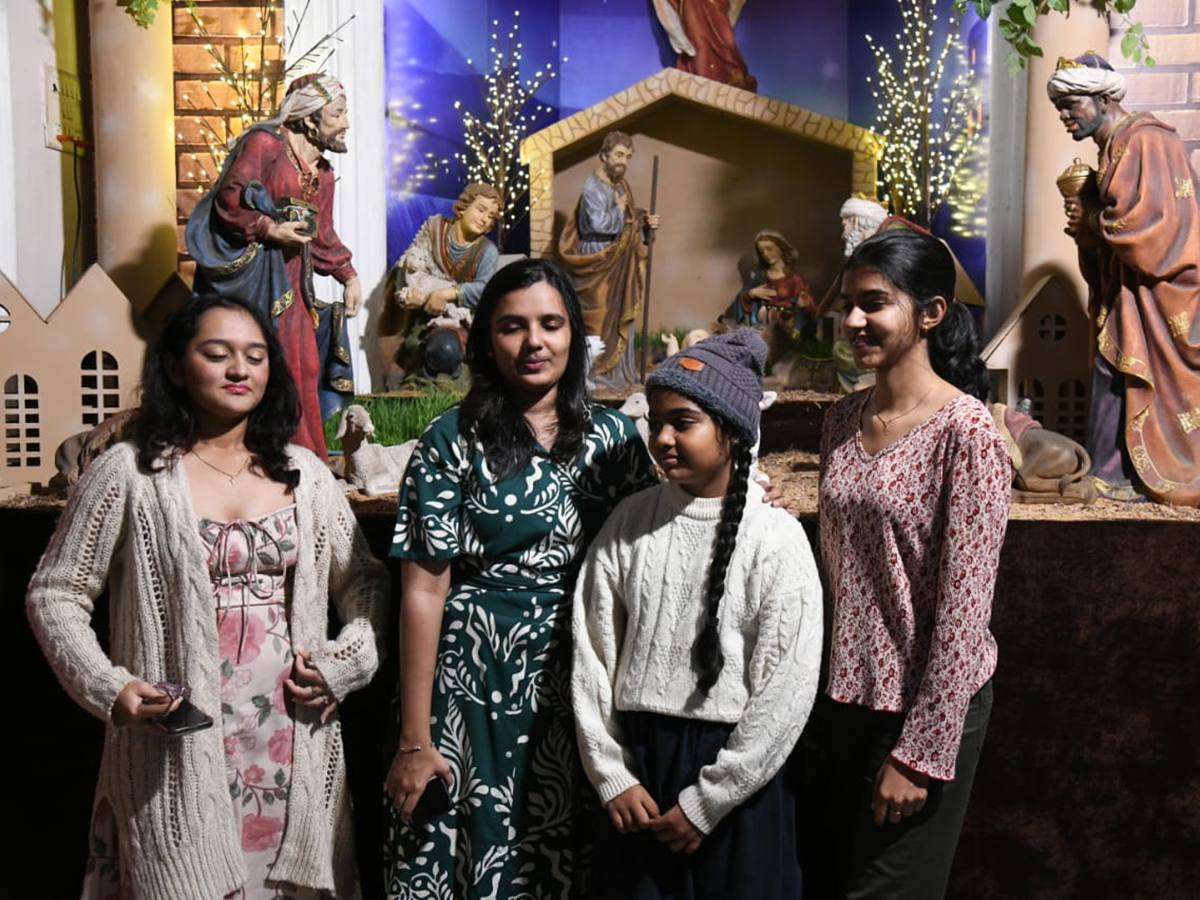 Christmas 2025 Celebrations In Hyderabad Photos19