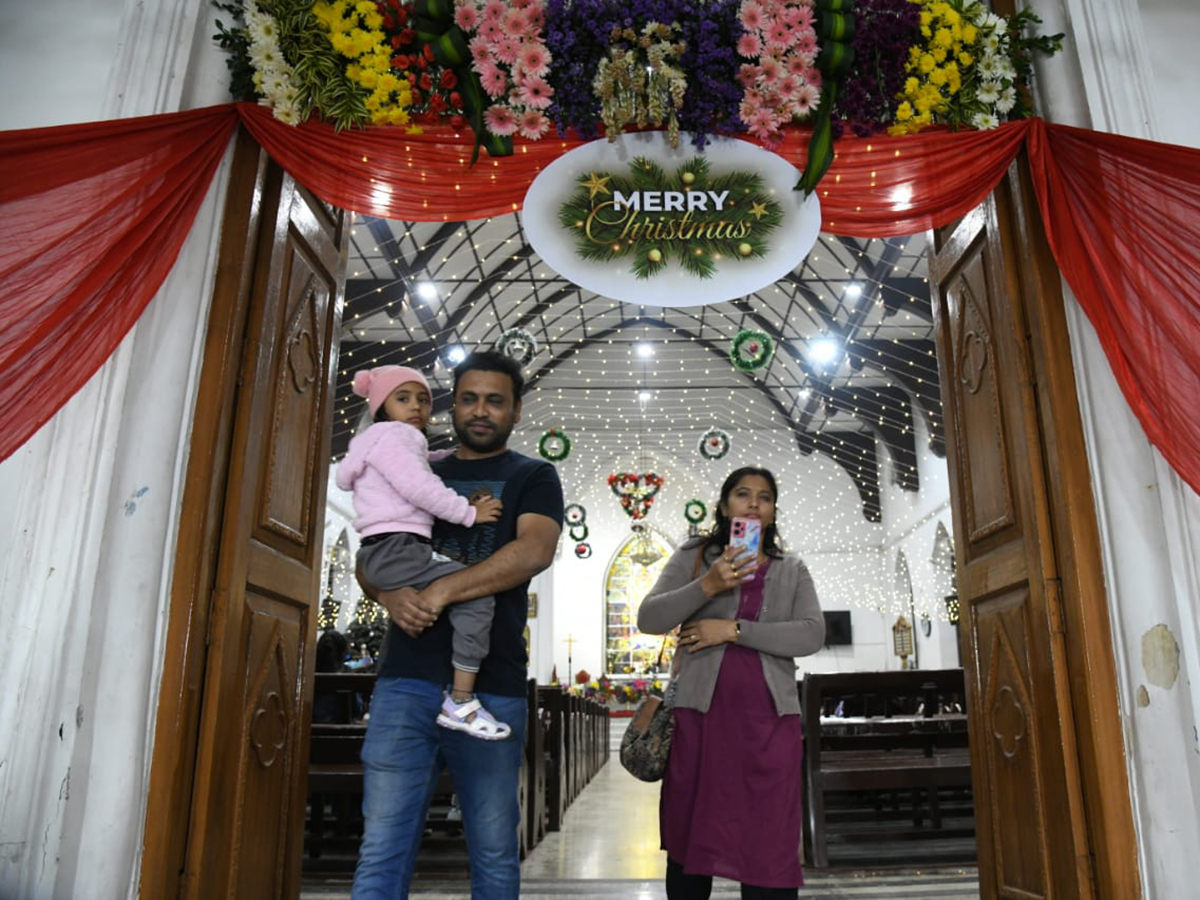 Christmas 2025 Celebrations In Hyderabad Photos23