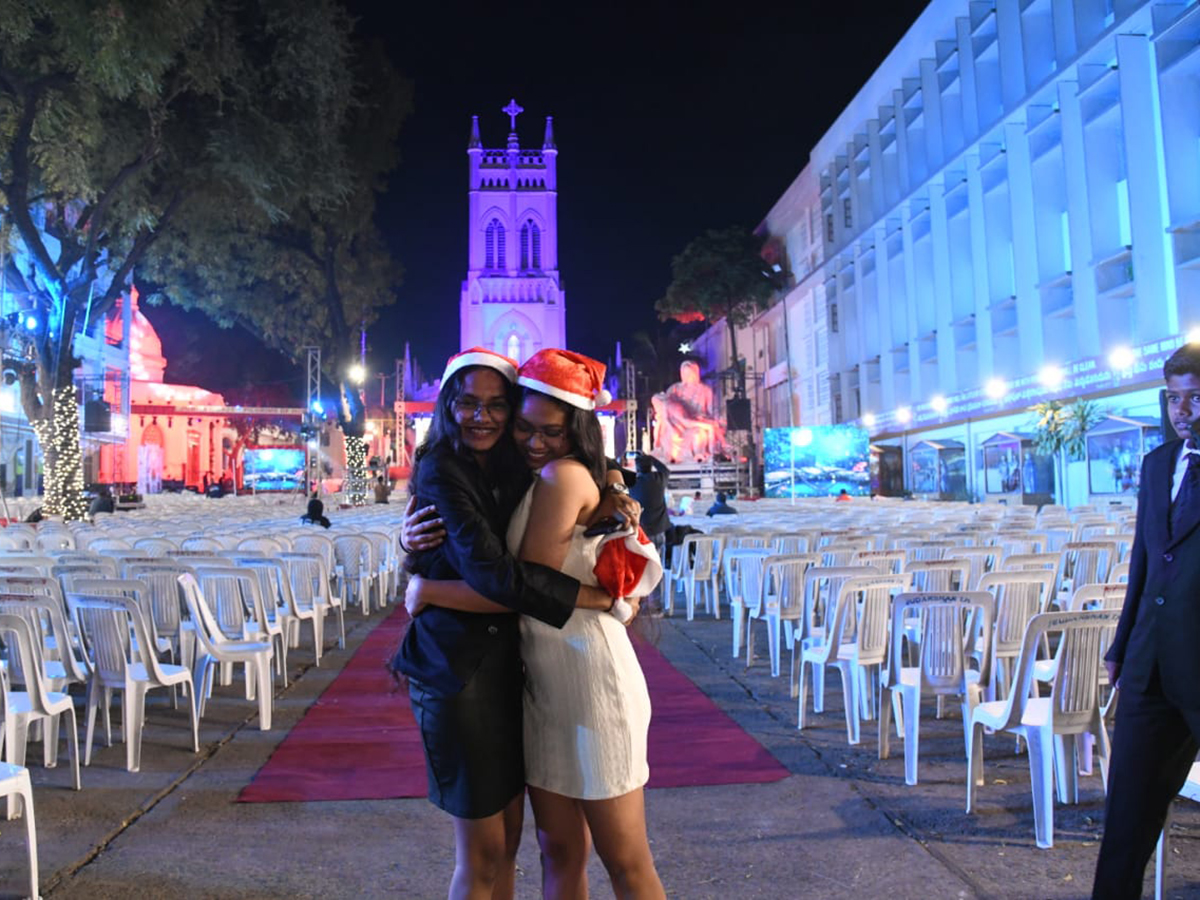 Christmas 2025 Celebrations In Hyderabad Photos5
