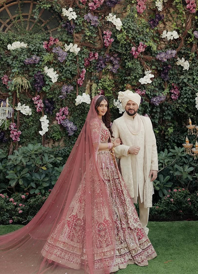 Hrithik Roshan Cousin Eshaan Roshan Wedding Photos10