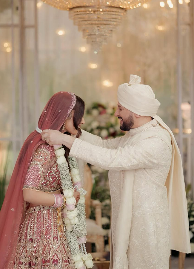 Hrithik Roshan Cousin Eshaan Roshan Wedding Photos14