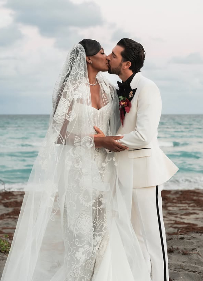 Venus Williams marries 'husband' again (photos)19