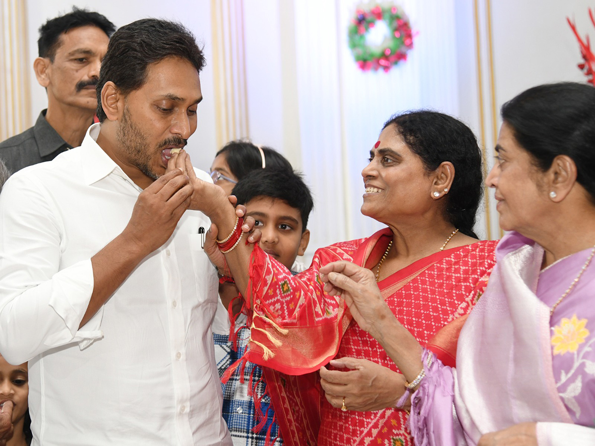 YS Jagan Christmas Celebrations at CSI Church Pulivendula35