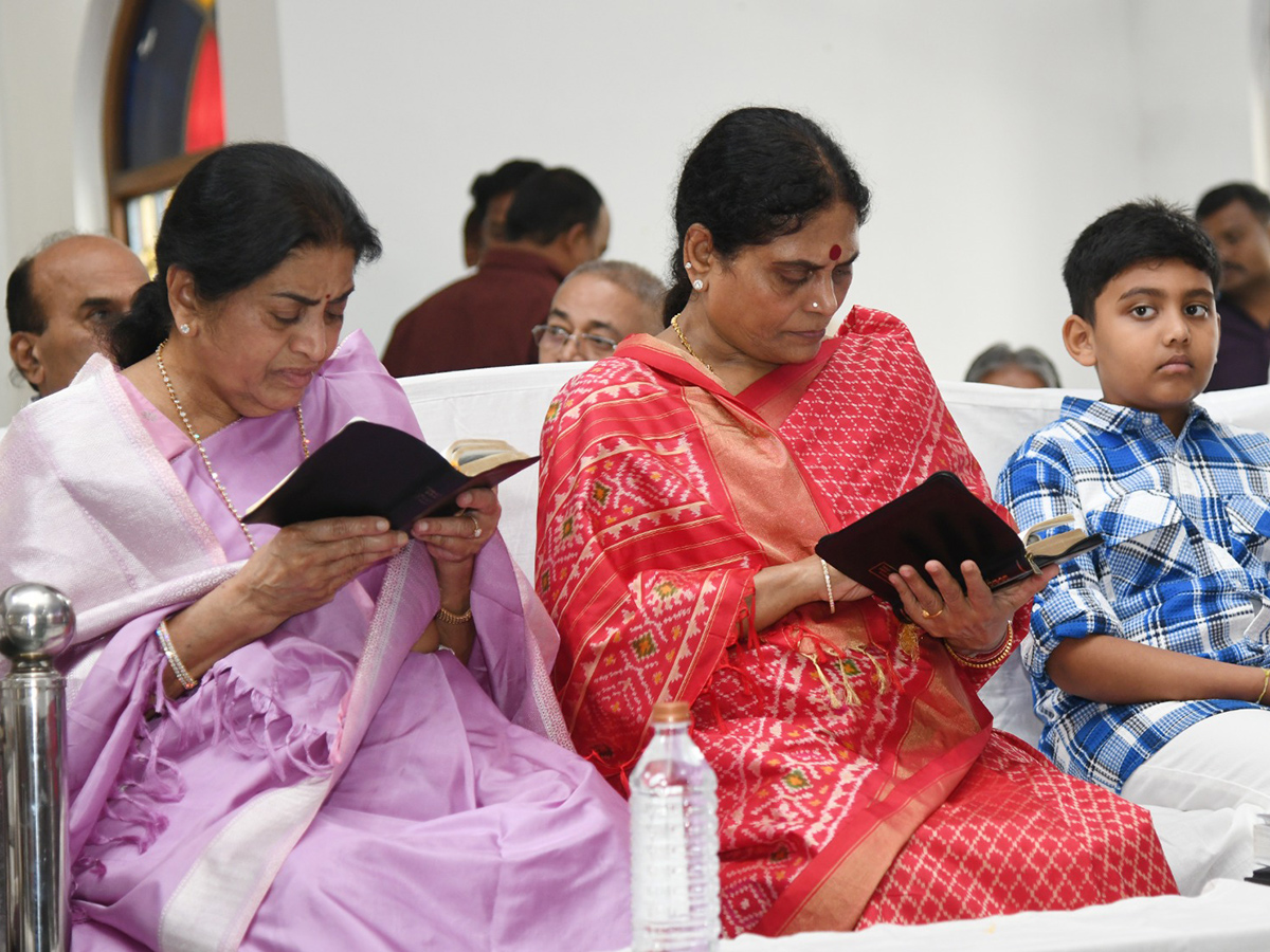 YS Jagan Christmas Celebrations at CSI Church Pulivendula6